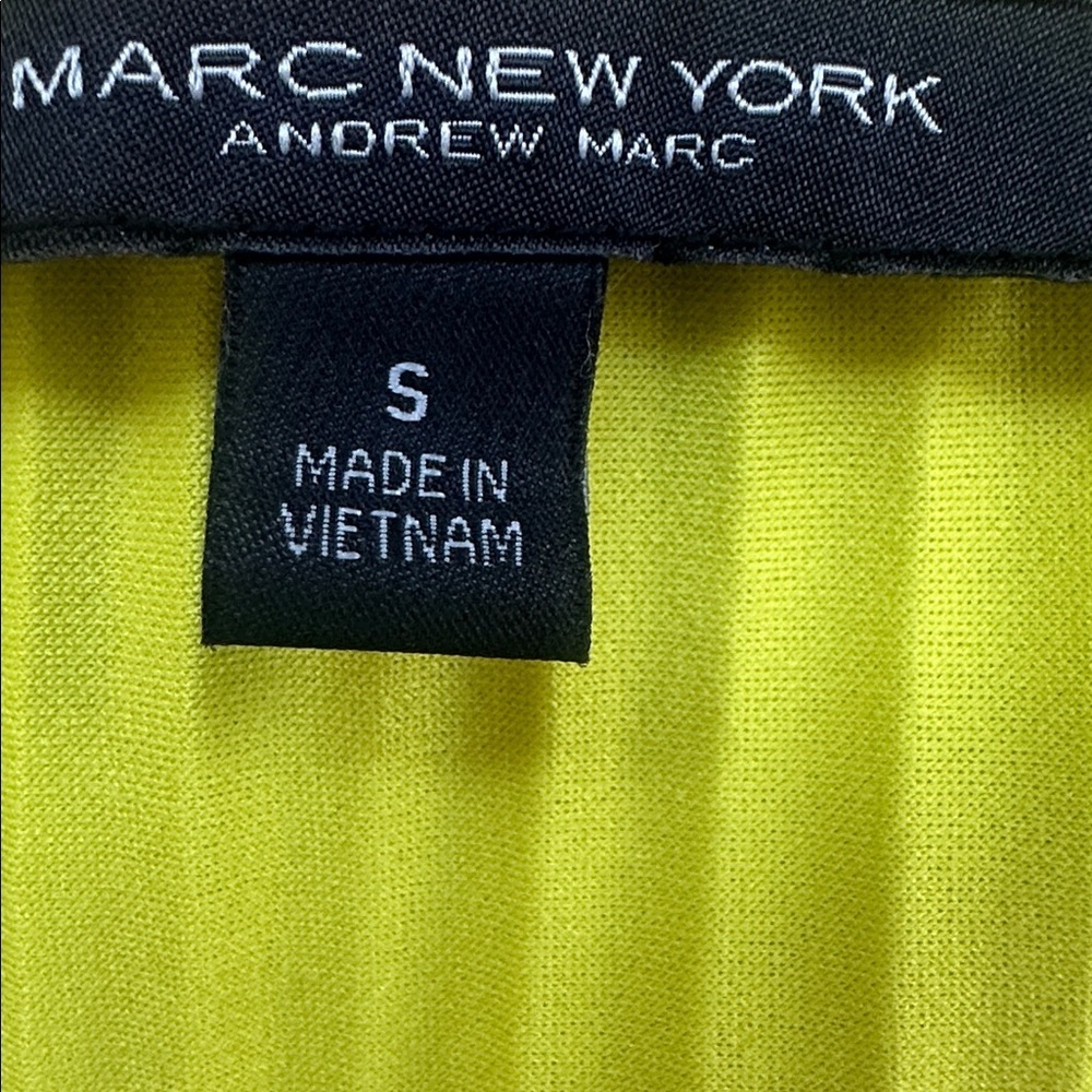 Marc New York Yellow Lace Puff-Sleeve Ribbed Top - Picture 7 of 8